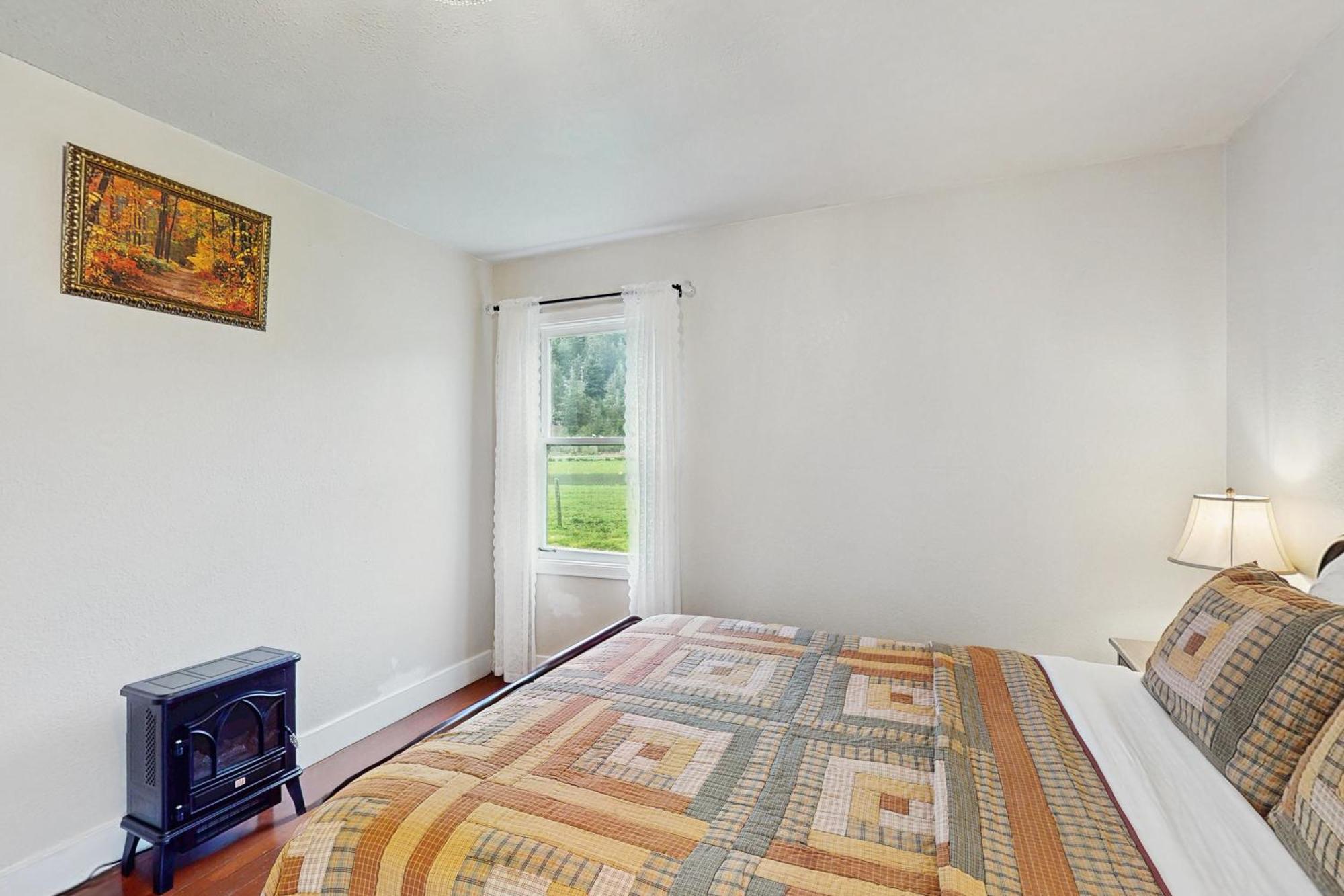 Redwood Farmhouse In The Orick Valley Екстер'єр фото